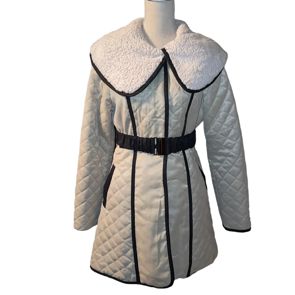 Ryu 3/4 Length Coat Women’s Size Small Belted Black and Cream - Picture 7 of 9